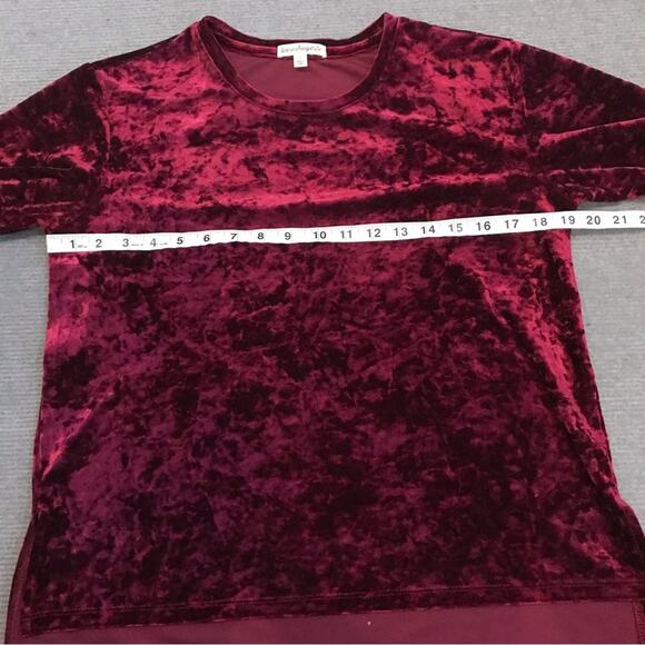 Love on a Hanger Crushed Velvet Top - Size Small - Picture 5 of 7
